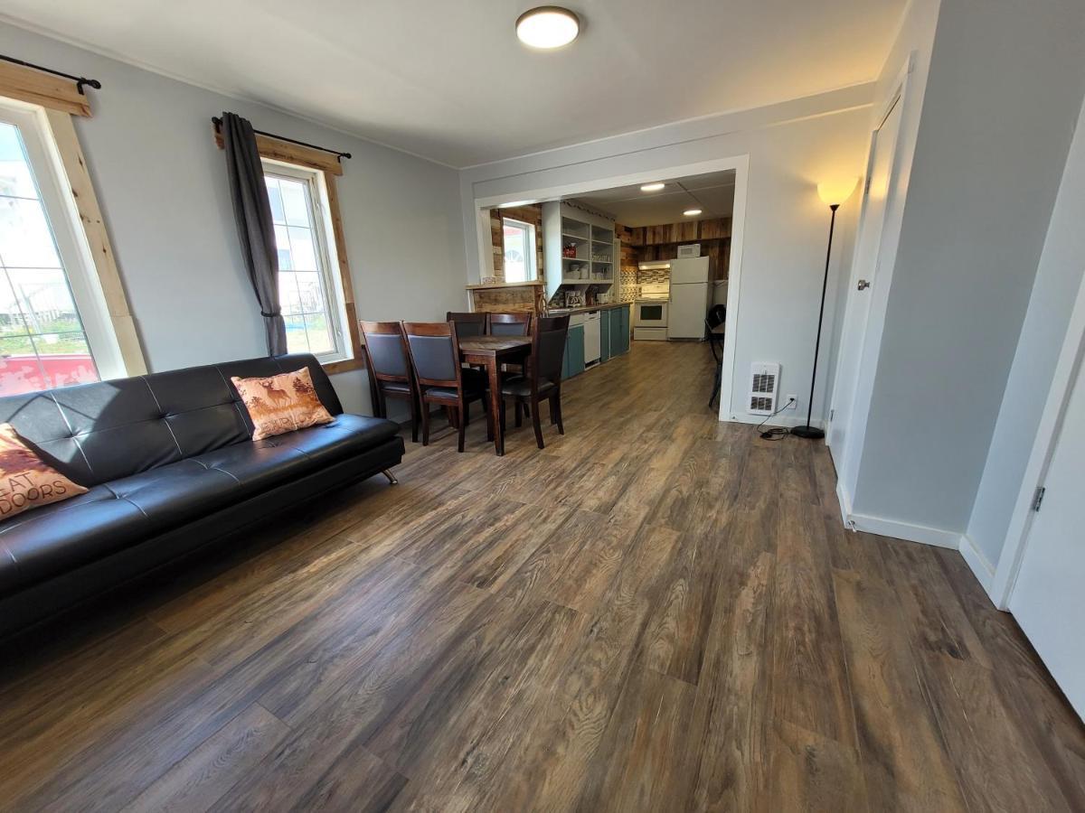 Beluga Beach House Churchill Bagian luar foto
