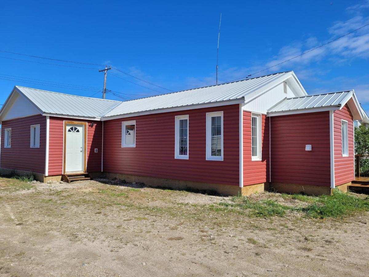 Beluga Beach House Churchill Bagian luar foto